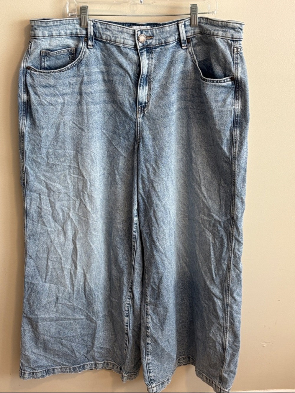 Lane Bryant size 20 high rise ultra wide leg jeans